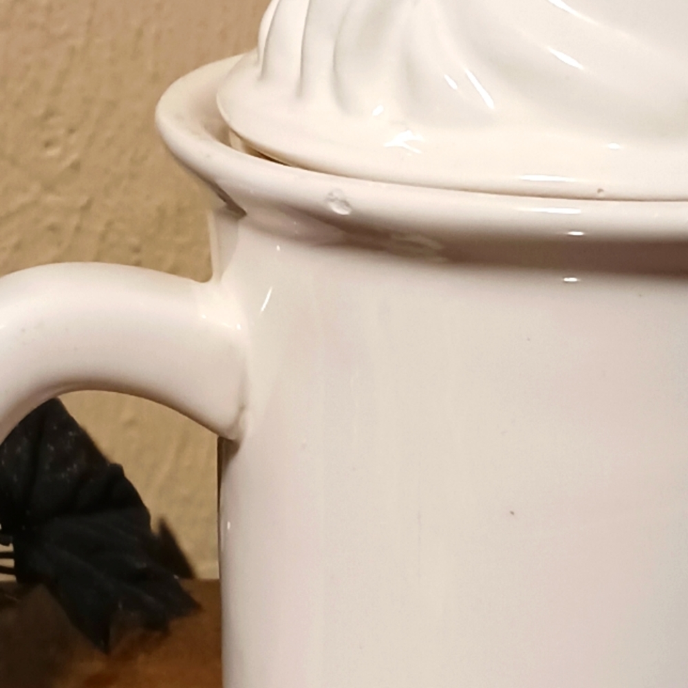 Adorable Hot Cocoa Container - Picture 4 of 7
